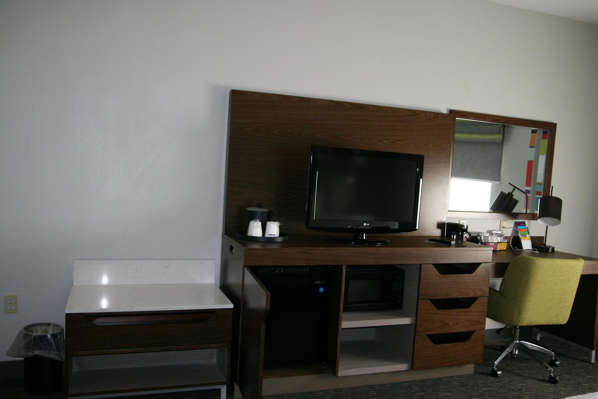Hampton Inn Clarion Buitenkant foto