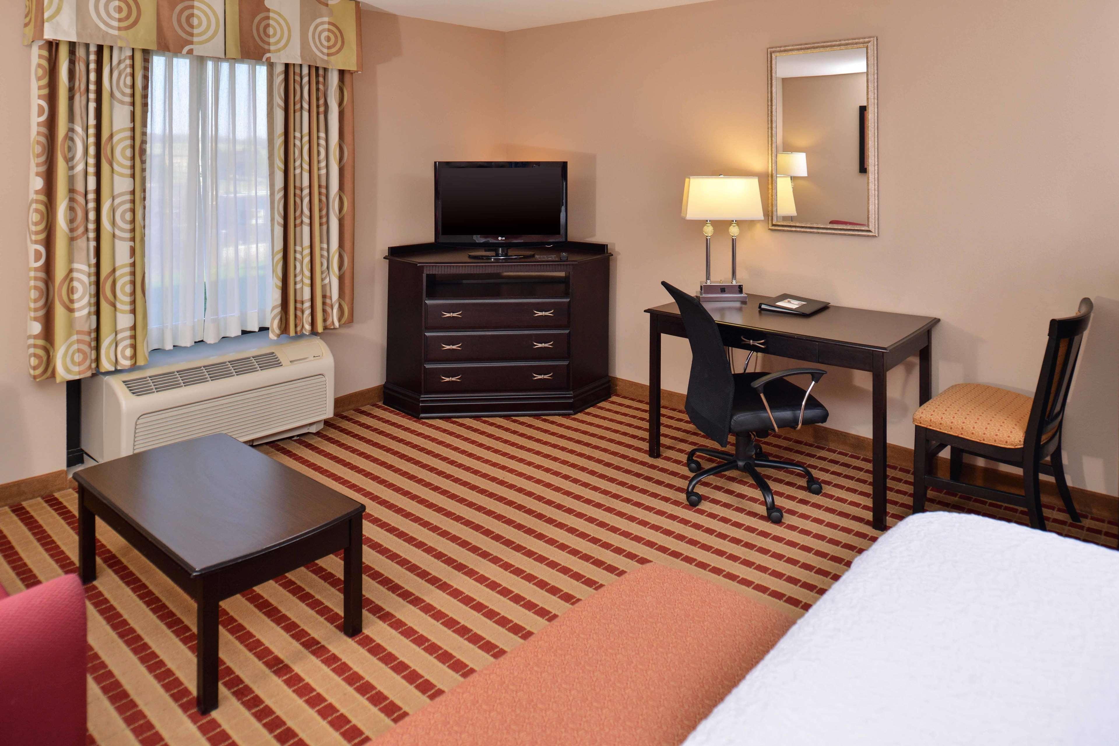 Hampton Inn Clarion Buitenkant foto