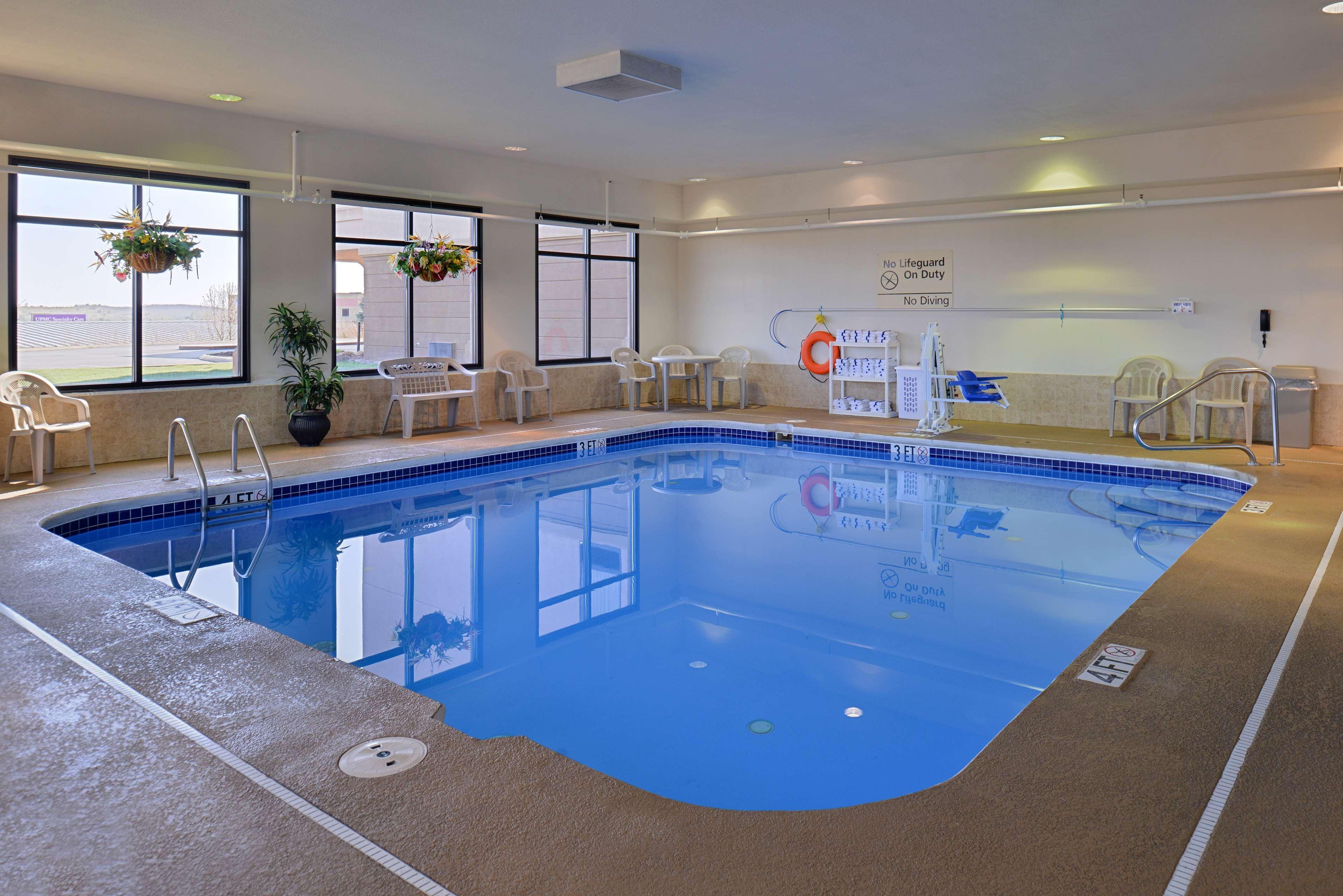 Hampton Inn Clarion Buitenkant foto