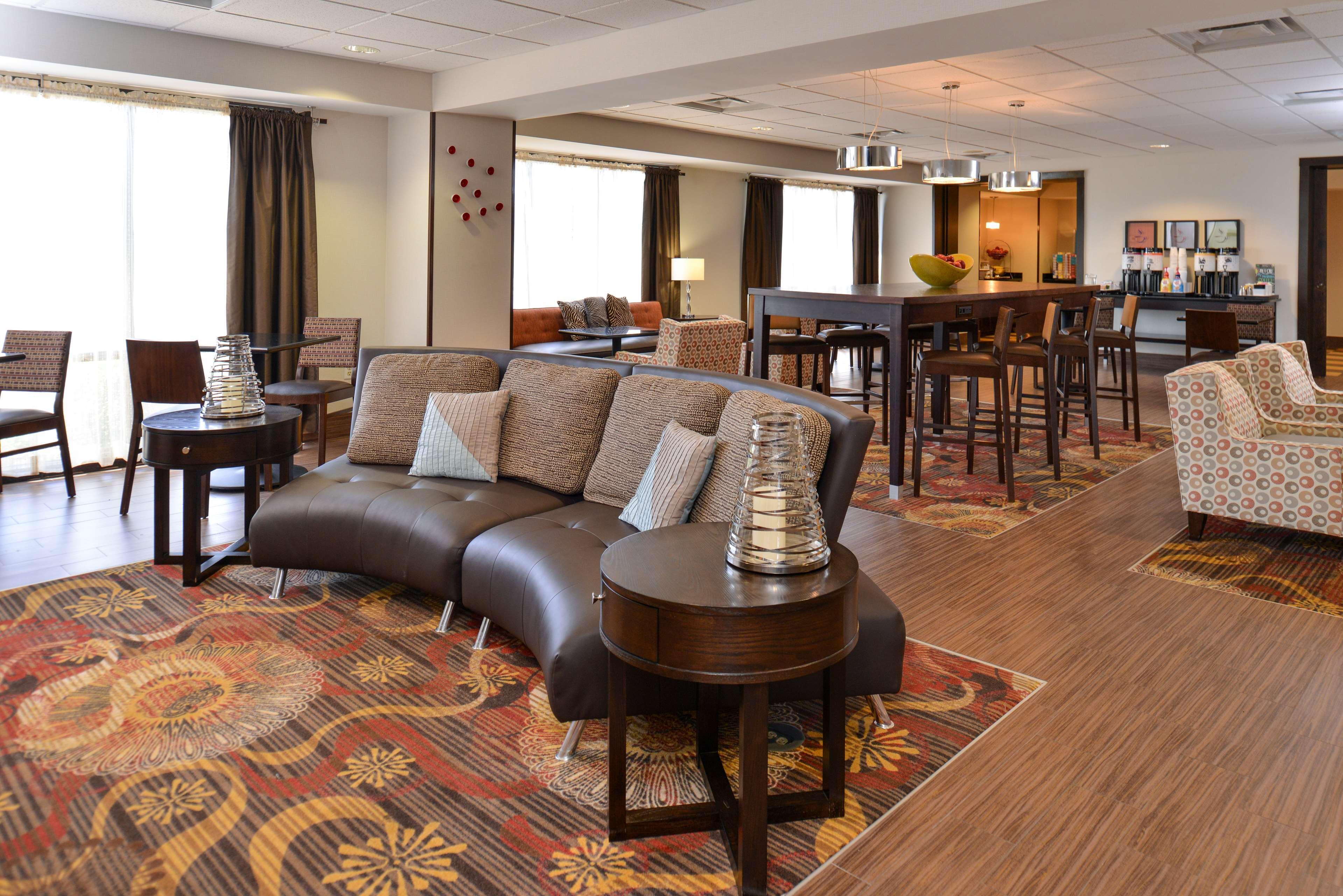 Hampton Inn Clarion Buitenkant foto